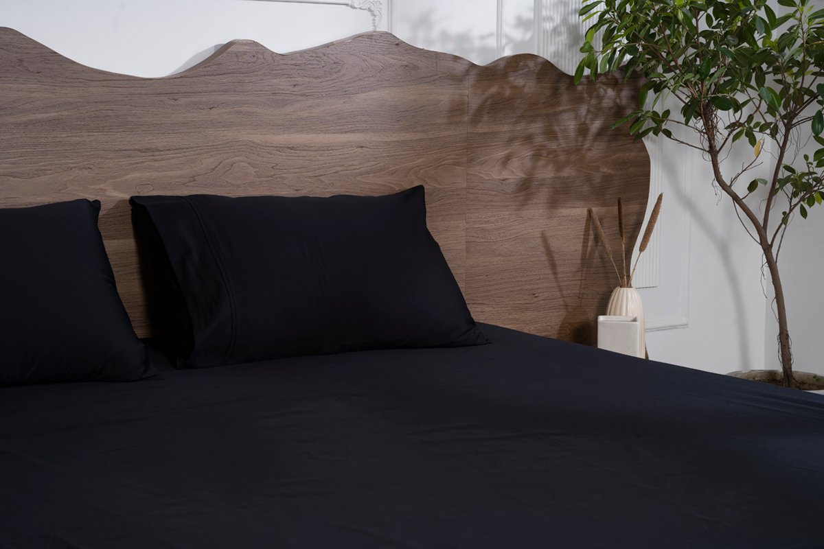 Luxury-Cotton-Solid-Fitted-Bed-Sheet-525-TC-Black-Onyx