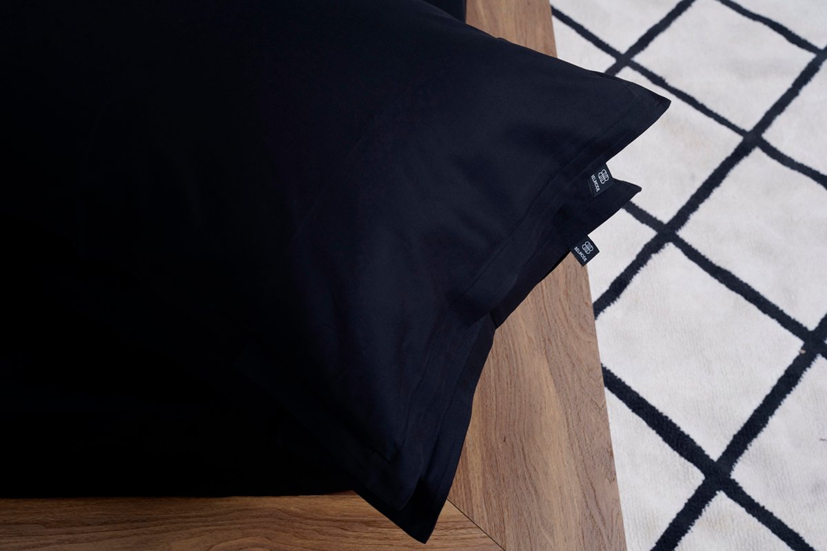 Premium Cotton Solid Fitted Bed Sheet 300 TC Black Onyx