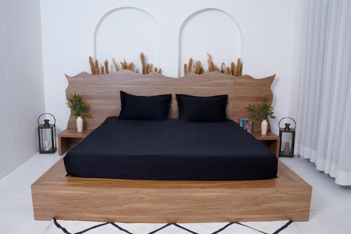 Premium Cotton Solid Fitted Bed Sheet 300 TC Black Onyx